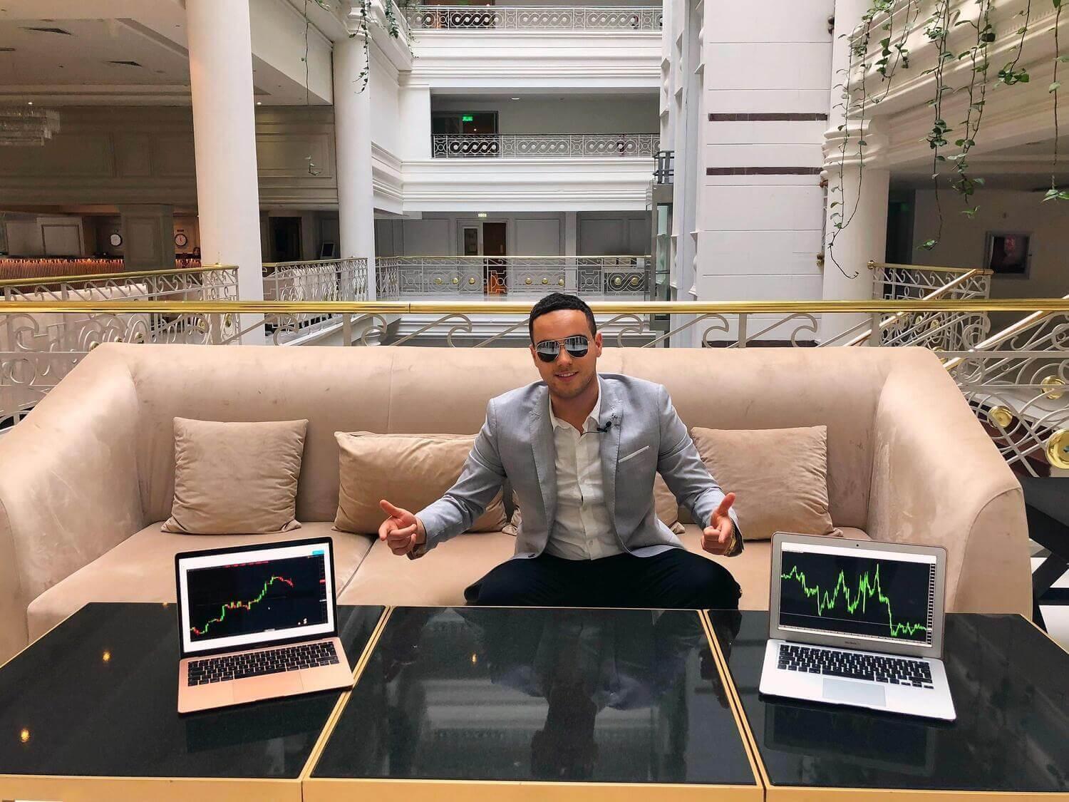 Free Forex Trading Webinar - By FxLifestyle - $100 to $10k in 40 days